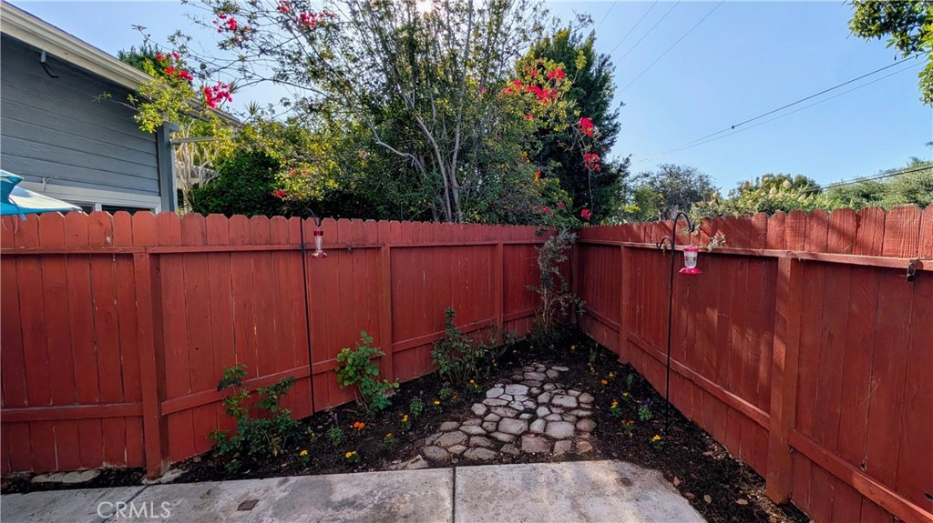 2302 Elden, Costa Mesa, CA 92627