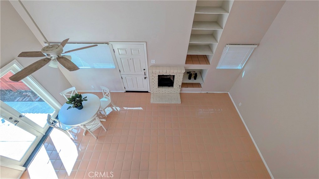 2302 Elden, Costa Mesa, CA 92627