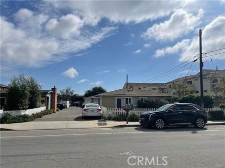 435 Hamilton Street, #B, Costa Mesa, CA 92627