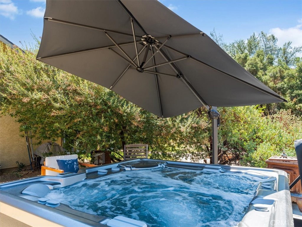 1575 Parkhill Road, Santa Margarita, CA 93453