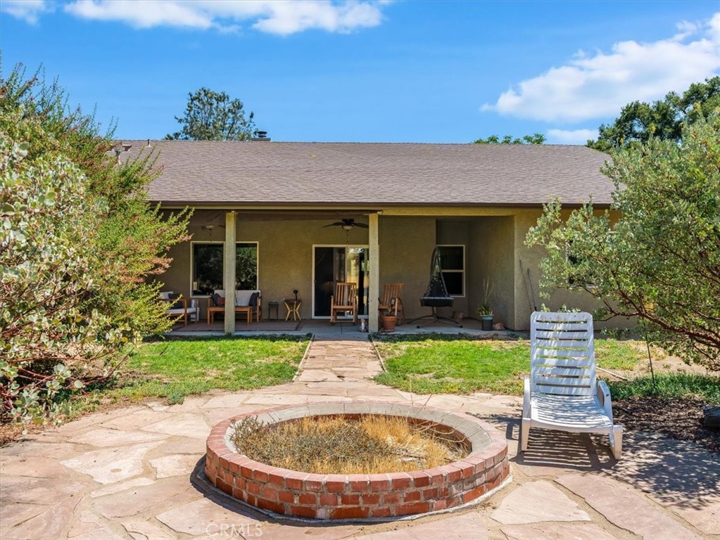 1575 Parkhill Road, Santa Margarita, CA 93453