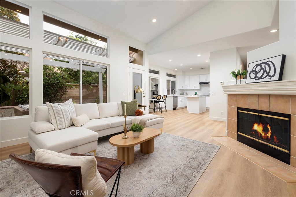 Make 9 a DONE DEAL! One of the greatest locations in all of Irvine. Make 9 a DONE DEAL! One of the greatest locations in all of Irvine.