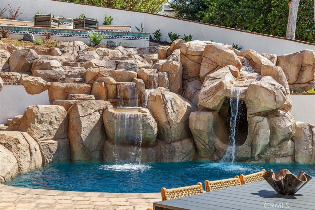 26042 Flintlock, Laguna Hills, CA 92653