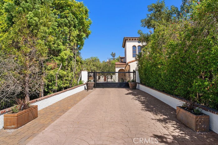26042 Flintlock, Laguna Hills, CA 92653