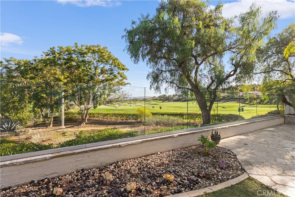 10 Skylark Way, Trabuco Canyon, CA 92679