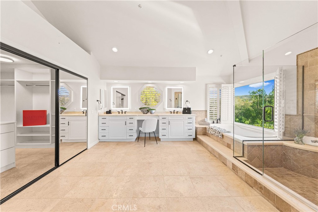 10 Skylark Way, Trabuco Canyon, CA 92679