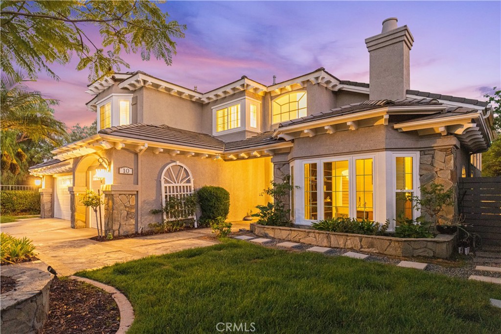 10 Skylark Way, Trabuco Canyon, CA 92679