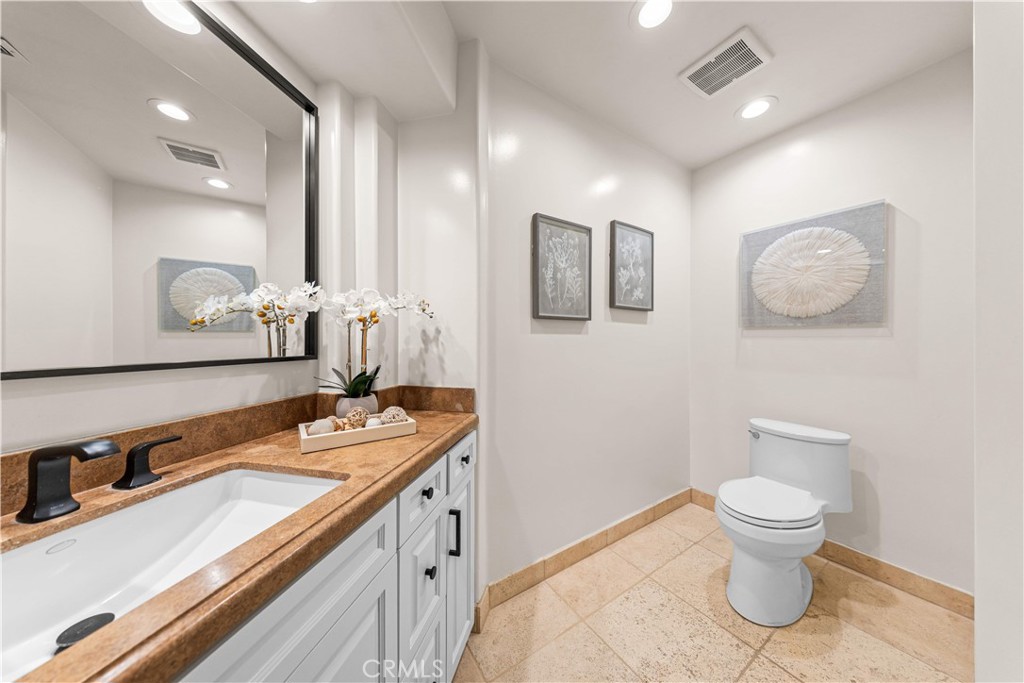 10 Skylark Way, Trabuco Canyon, CA 92679