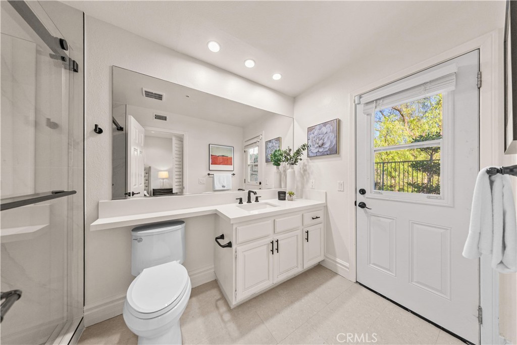 10 Skylark Way, Trabuco Canyon, CA 92679
