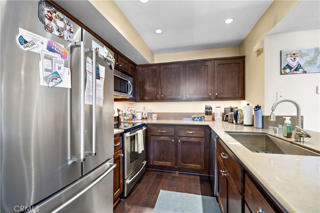 25671 Le Parc, #95, Lake Forest, CA 92630 25671 Le Parc, #95, Lake Forest, CA 92630