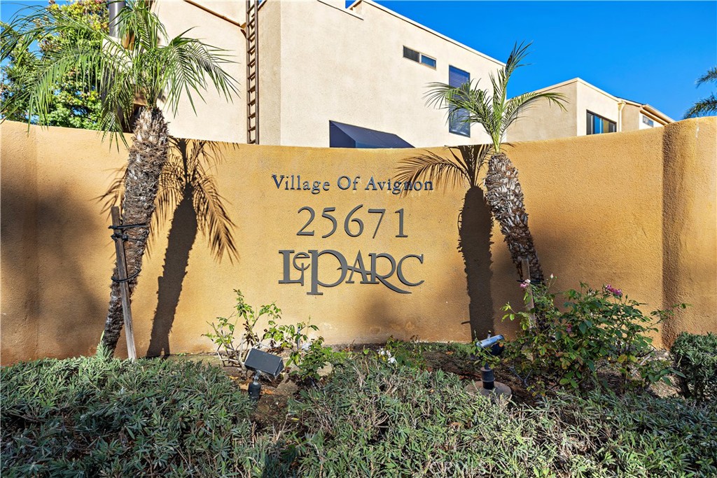 25671 Le Parc, #95, Lake Forest, CA 92630
