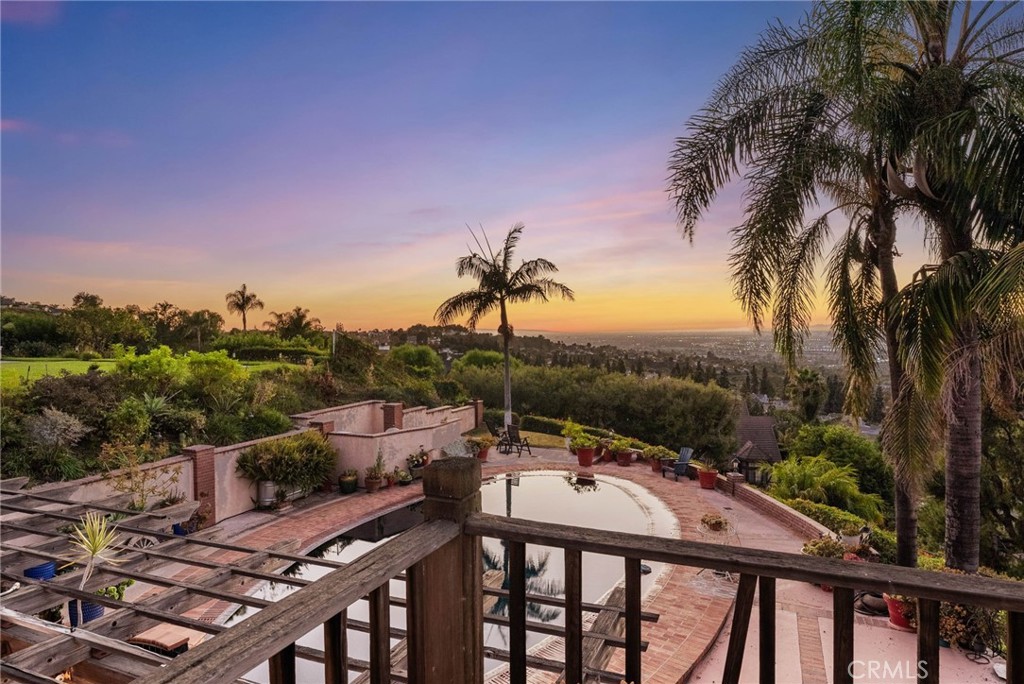 701 S Londerry Lane, Anaheim, CA 92807