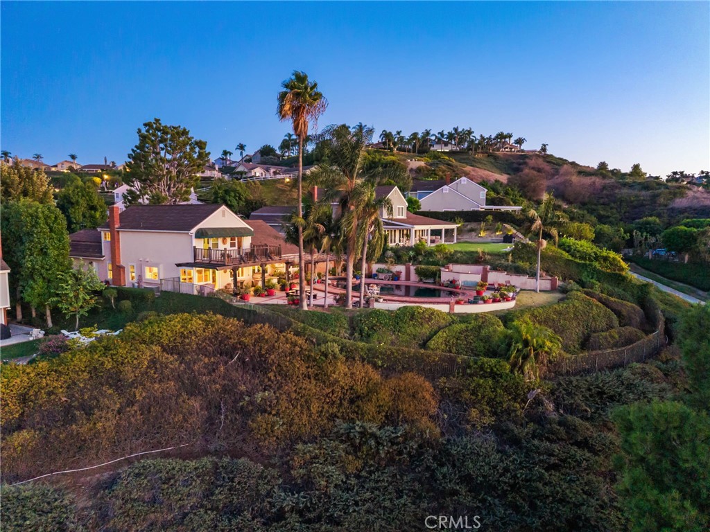 701 S Londerry Lane, Anaheim, CA 92807