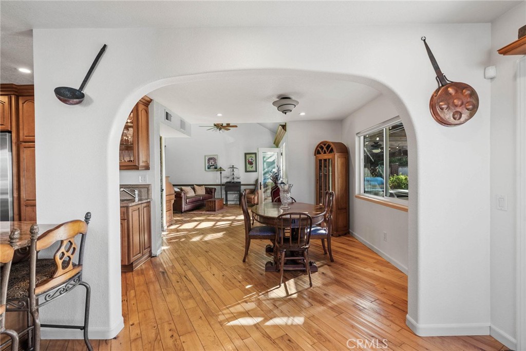 701 S Londerry Lane, Anaheim, CA 92807