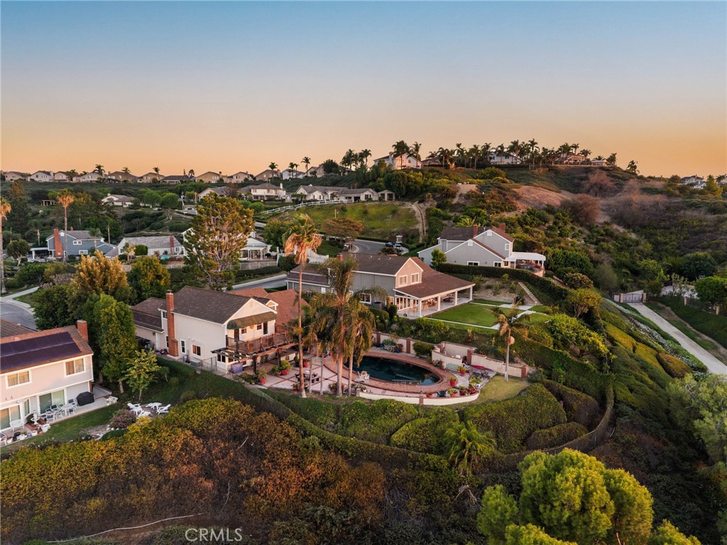 701 S Londerry Lane, Anaheim, CA 92807