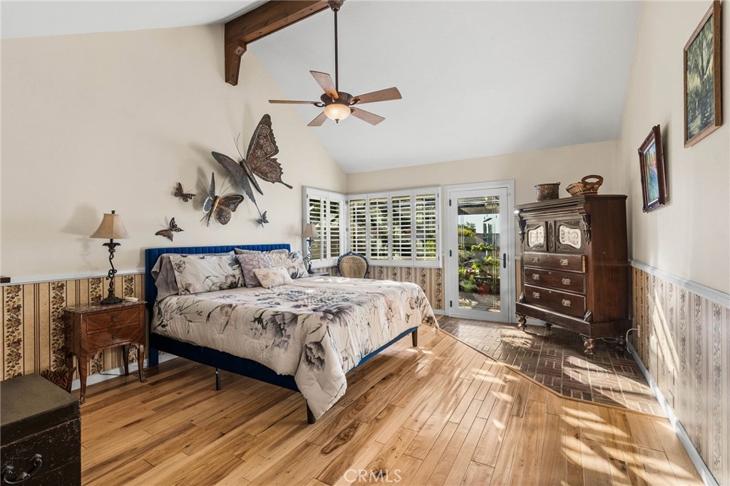 701 S Londerry Lane, Anaheim, CA 92807