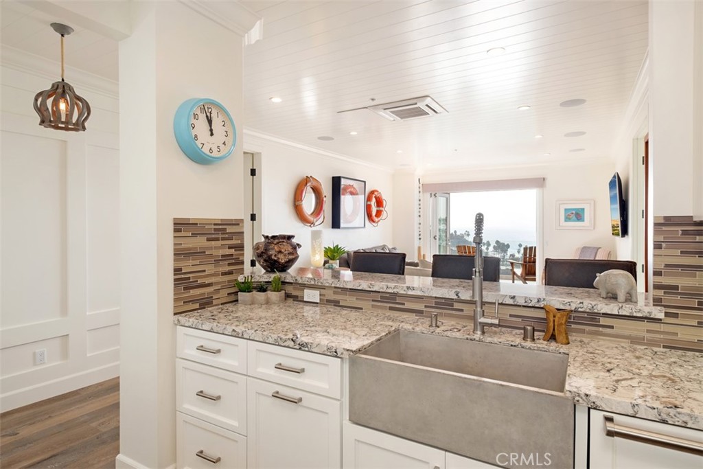 21734 Wesley Drive, #5, Laguna Beach, CA 92651