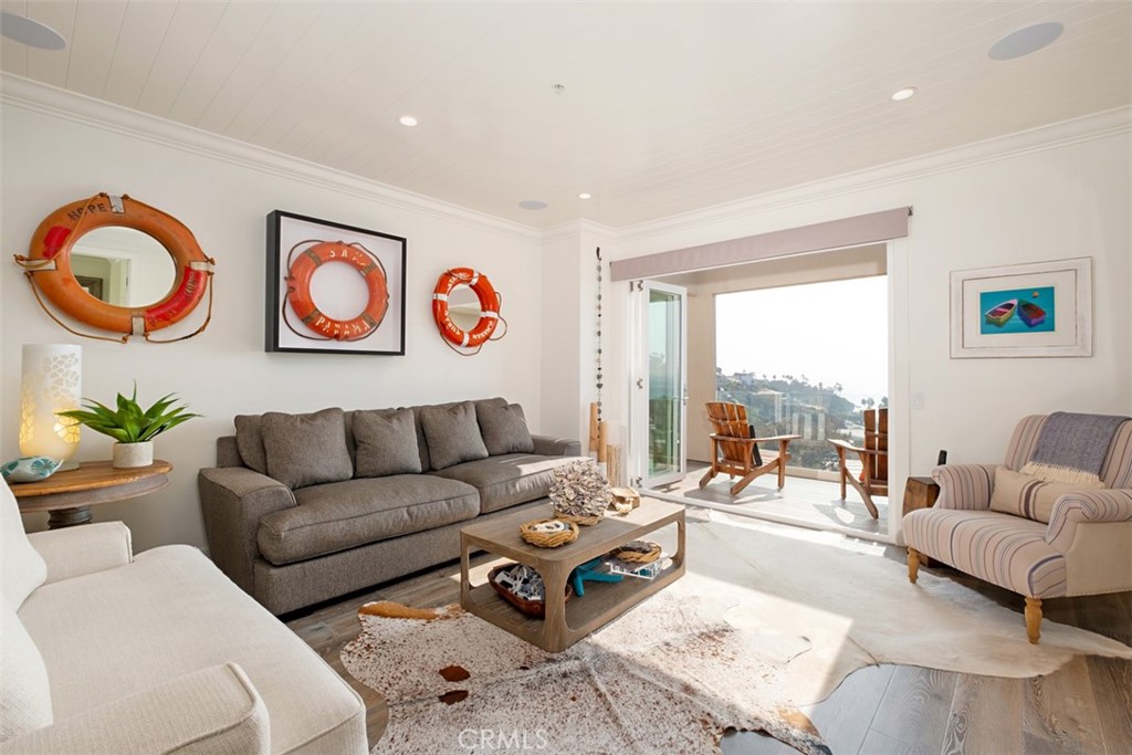 21734 Wesley Drive, #5, Laguna Beach, CA 92651