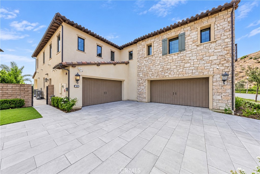 166 Leafy Pass, Irvine, CA 92602