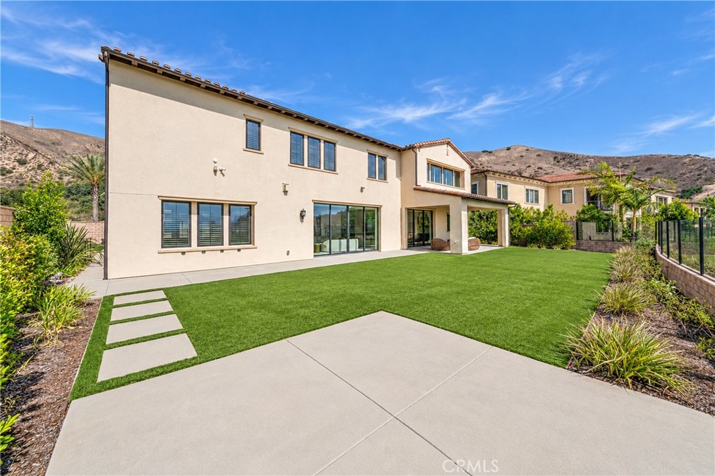 166 Leafy Pass, Irvine, CA 92602