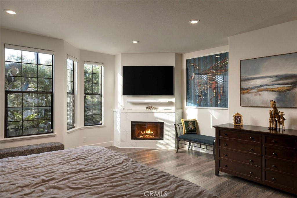 51 Seabrook Cove, Newport Beach, CA 92660