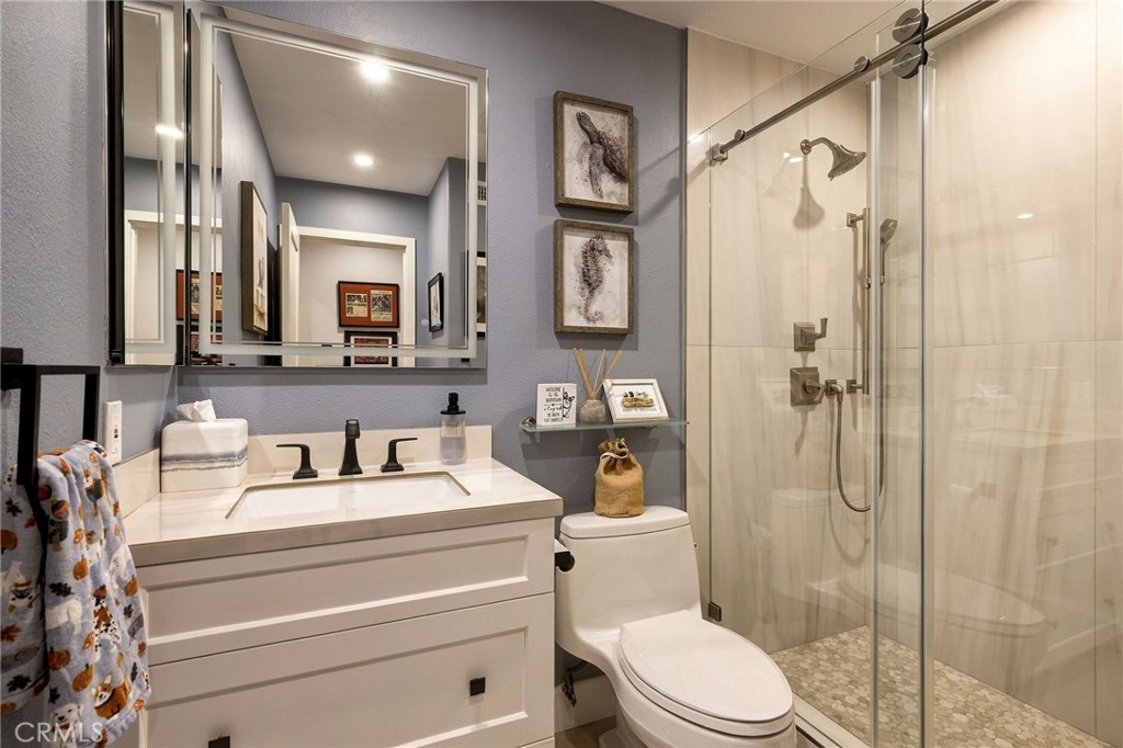 51 Seabrook Cove, Newport Beach, CA 92660