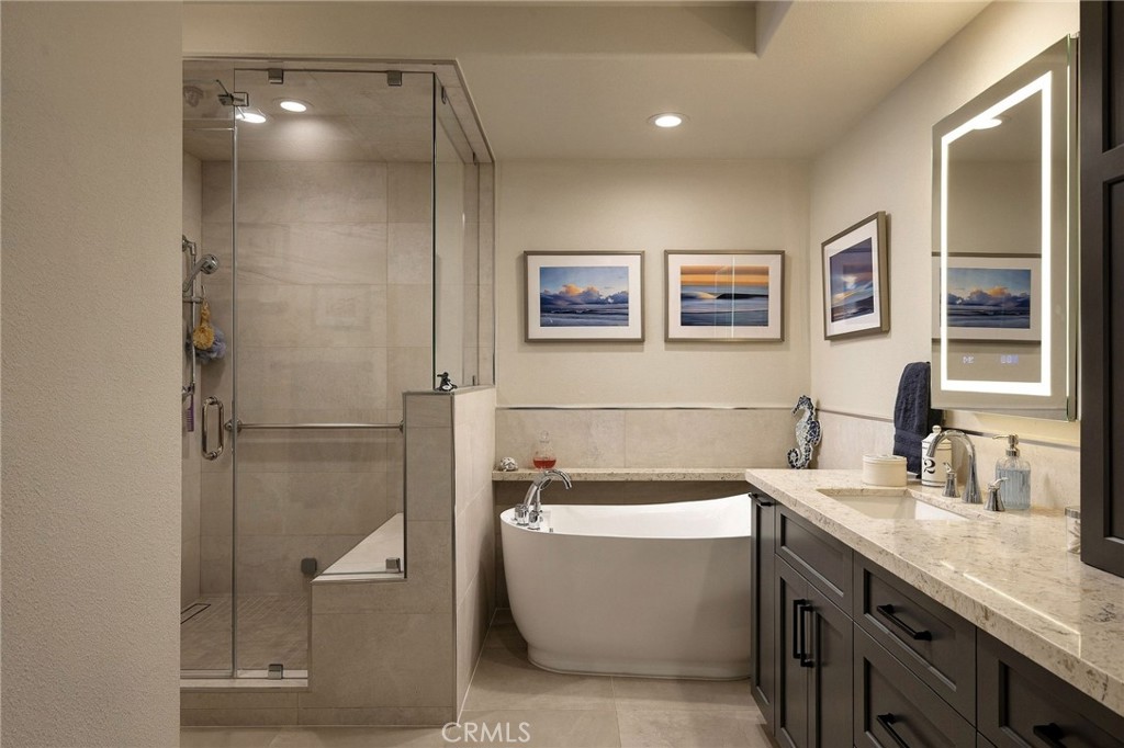 51 Seabrook Cove, Newport Beach, CA 92660