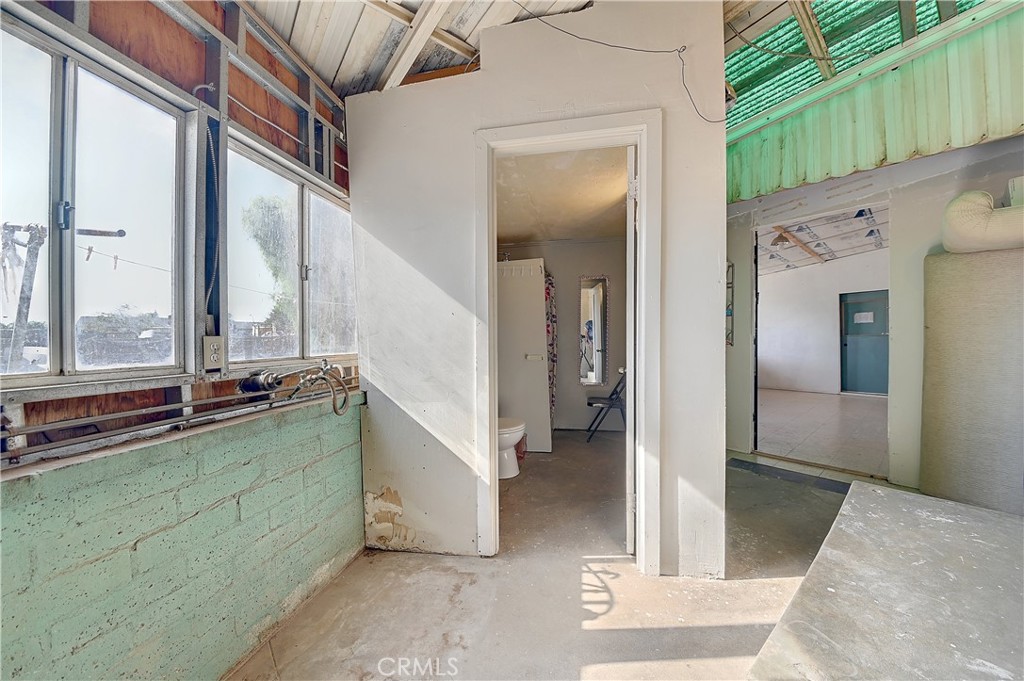 4145 Vernon Avenue, Riverside, CA 92509