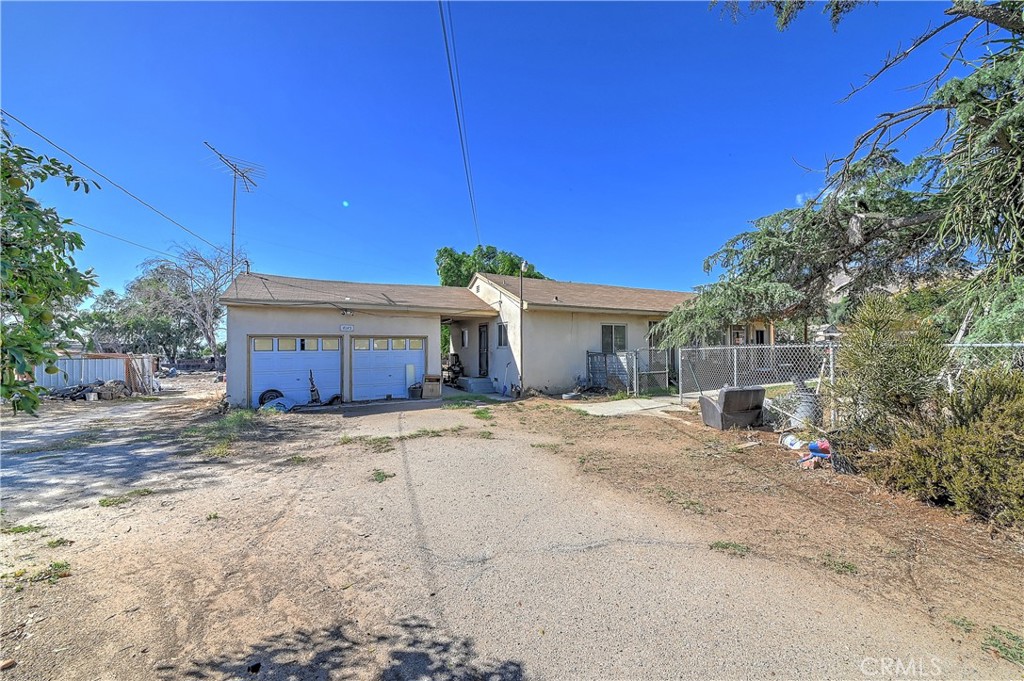 4145 Vernon Avenue, Riverside, CA 92509 4145 Vernon Avenue, Riverside, CA 92509