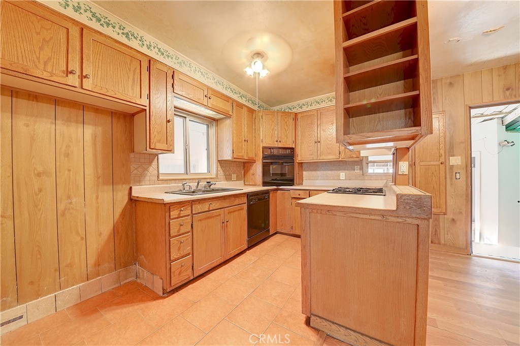 4145 Vernon Avenue, Riverside, CA 92509