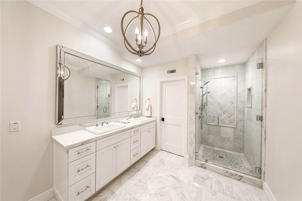 512 Jasmine Avenue, Corona Del Mar, CA 92625