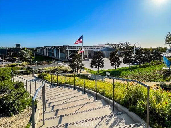 512 Jasmine Avenue, Corona Del Mar, CA 92625