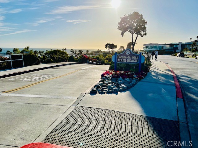 512 Jasmine Avenue, Corona Del Mar, CA 92625