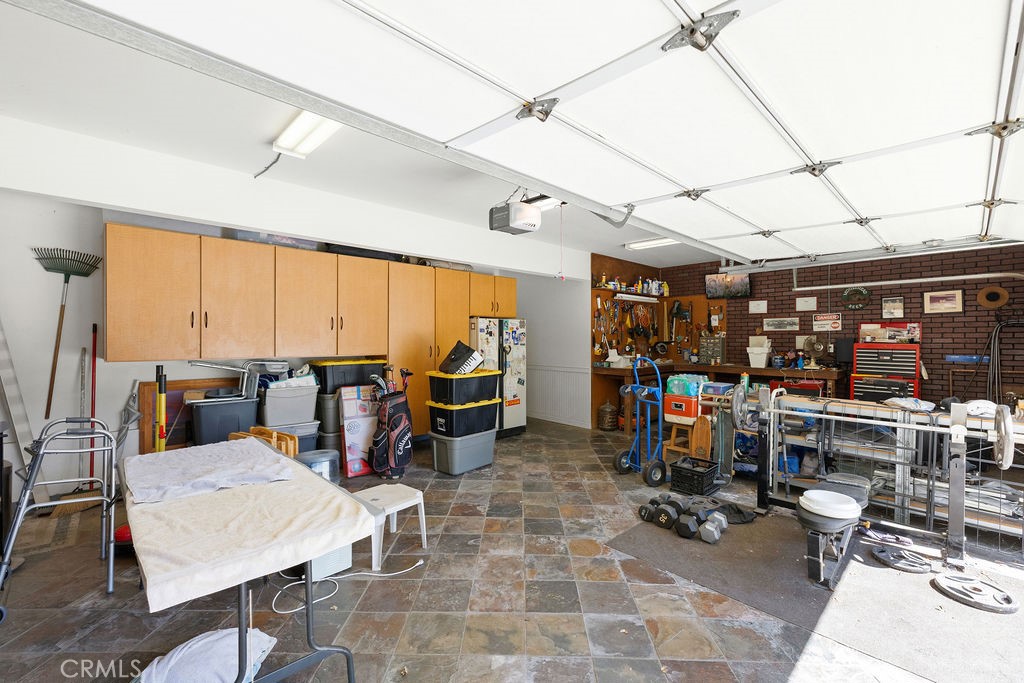 3 Car Garage