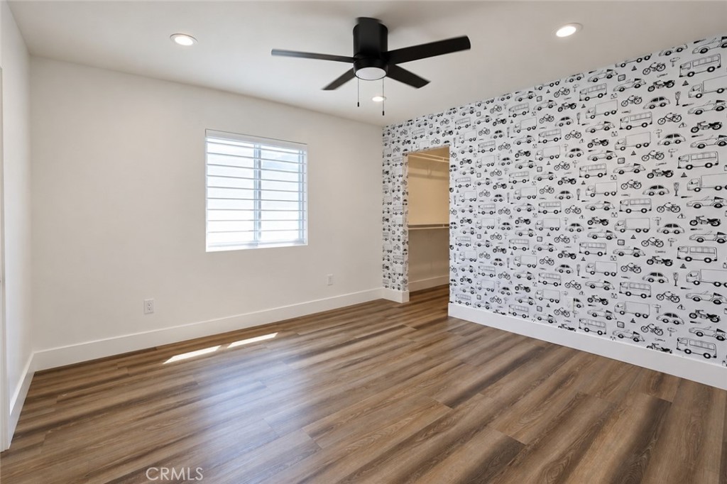 315 University Drive, Costa Mesa, CA 92627