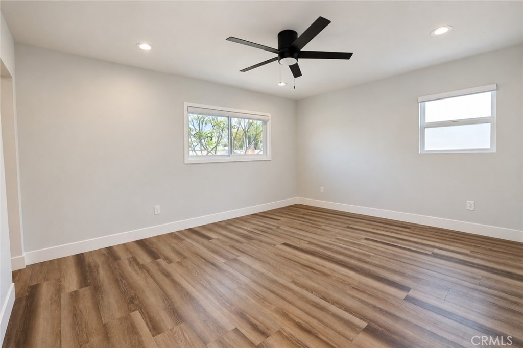 315 University Drive, Costa Mesa, CA 92627
