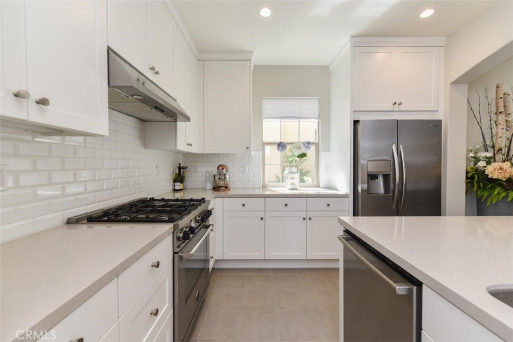 161 Elkhorn, Irvine, CA 92618