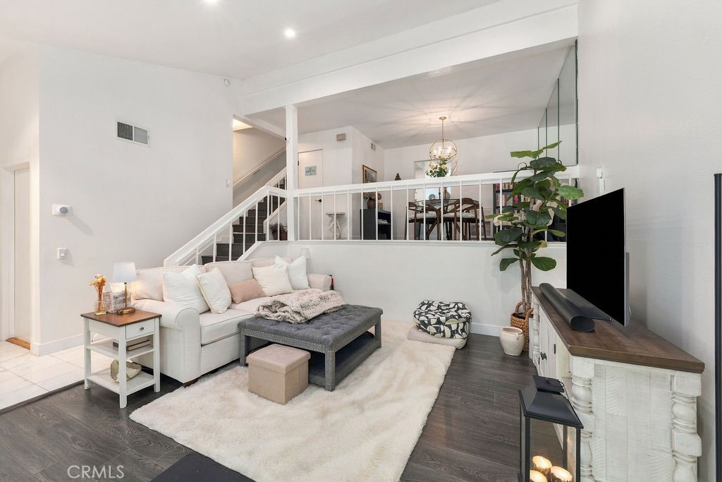 6226 Shoup, Woodland Hills, CA 91367