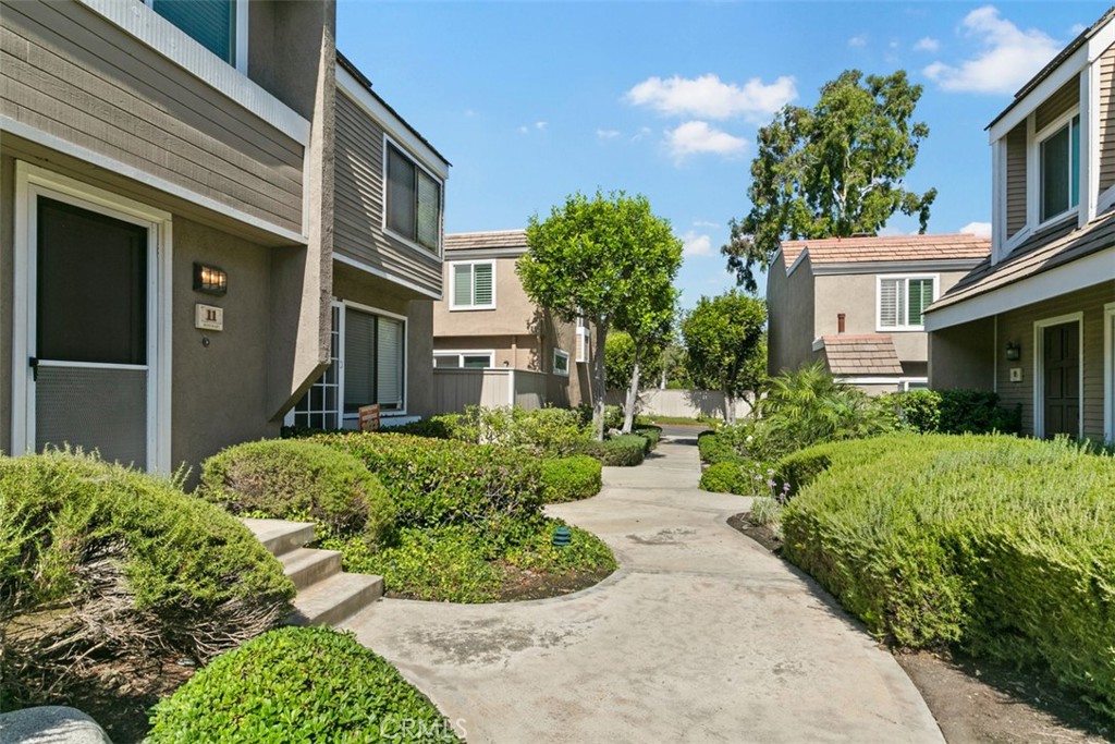 11 Rosemary, #20, Irvine, CA 92604