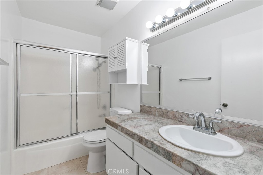 11 Rosemary, #20, Irvine, CA 92604