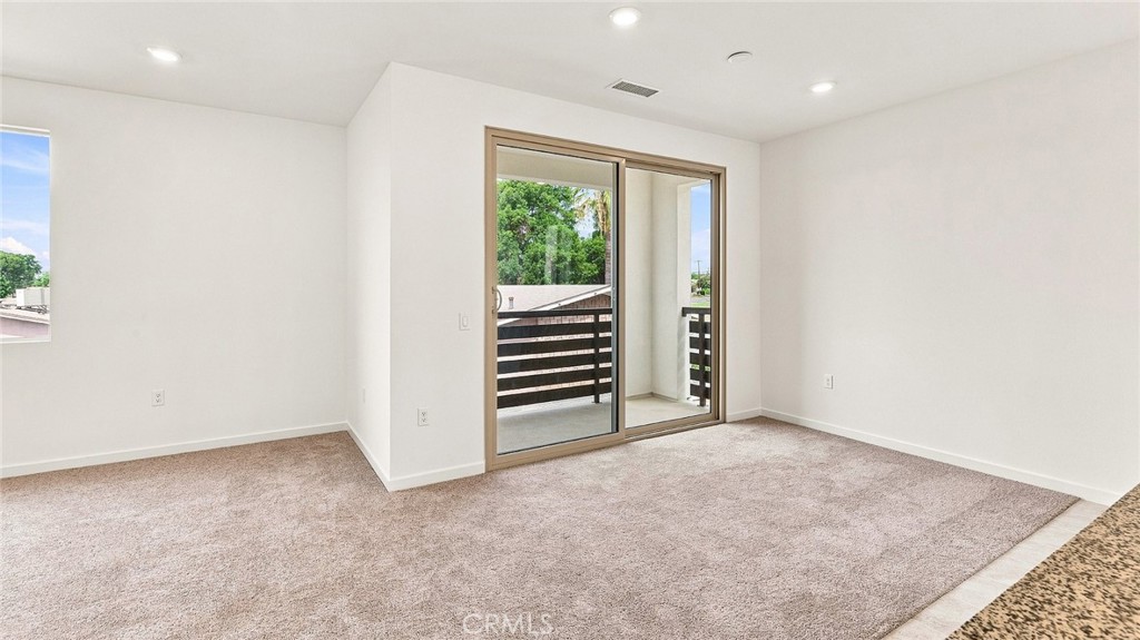*Photos of different homesite used for floorplan representation*