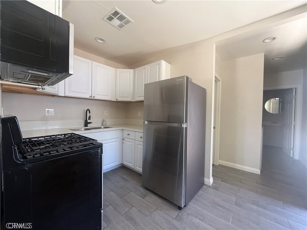 3655 Comer Ave, Riverside, CA 92507 3655 Comer Ave, Riverside, CA 92507