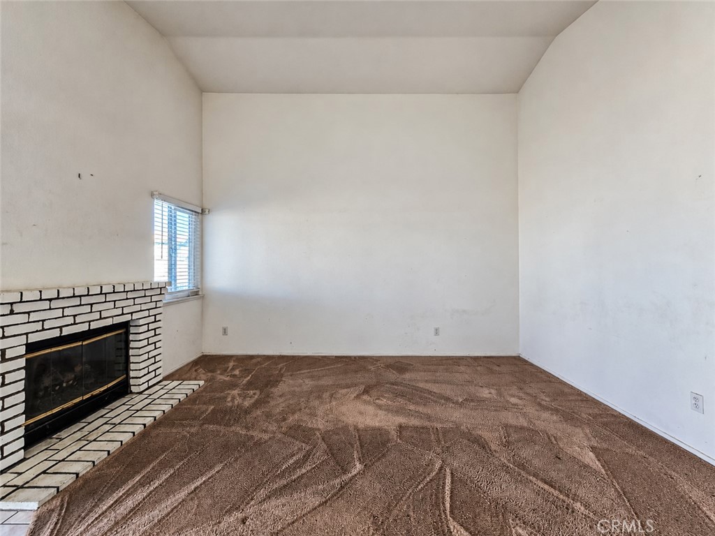 12532 El Dorado Court, Victorville, CA 92392