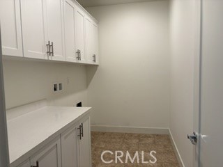 213 Paramount, Irvine, CA 92618