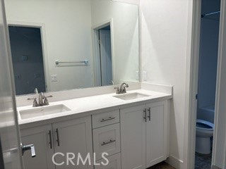 213 Paramount, Irvine, CA 92618