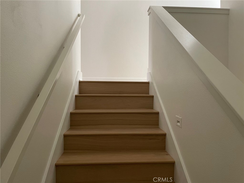 213 Paramount, Irvine, CA 92618