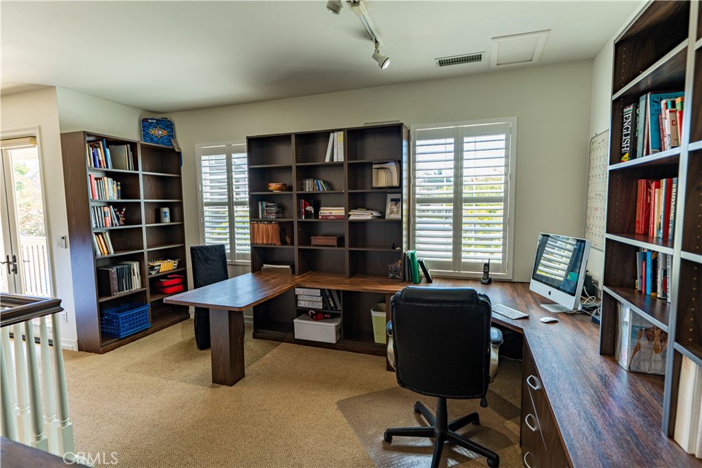24 Daisy Street, Ladera Ranch, CA 92694