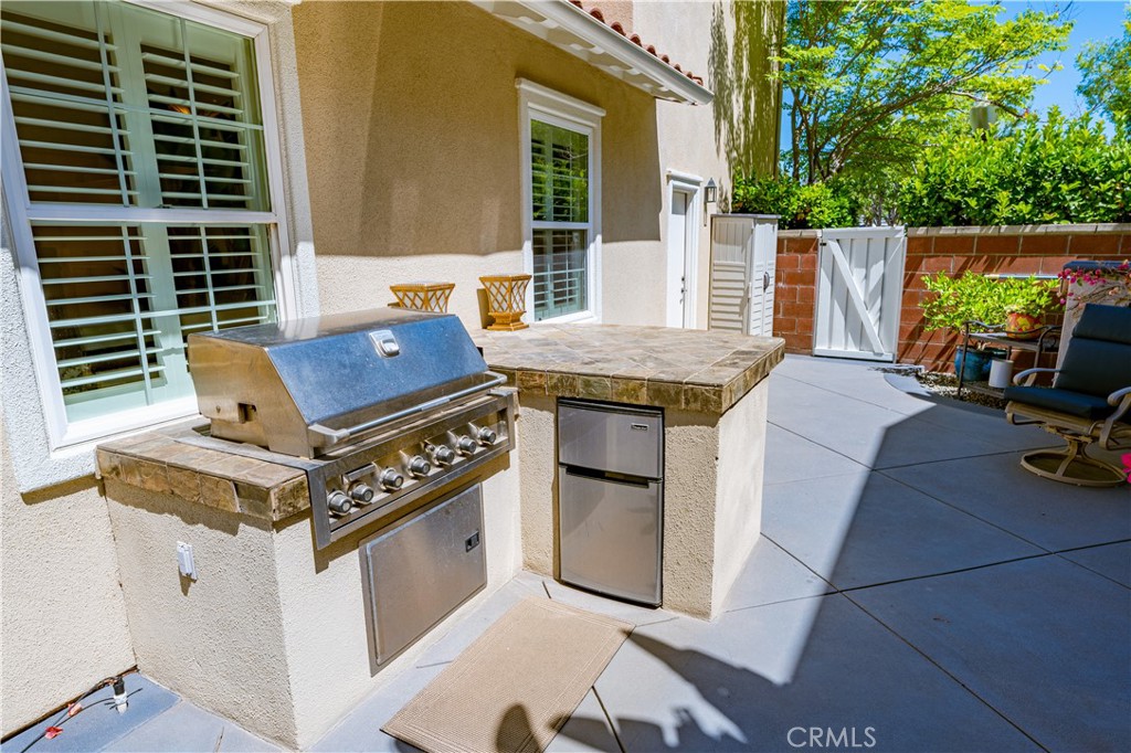 24 Daisy Street, Ladera Ranch, CA 92694