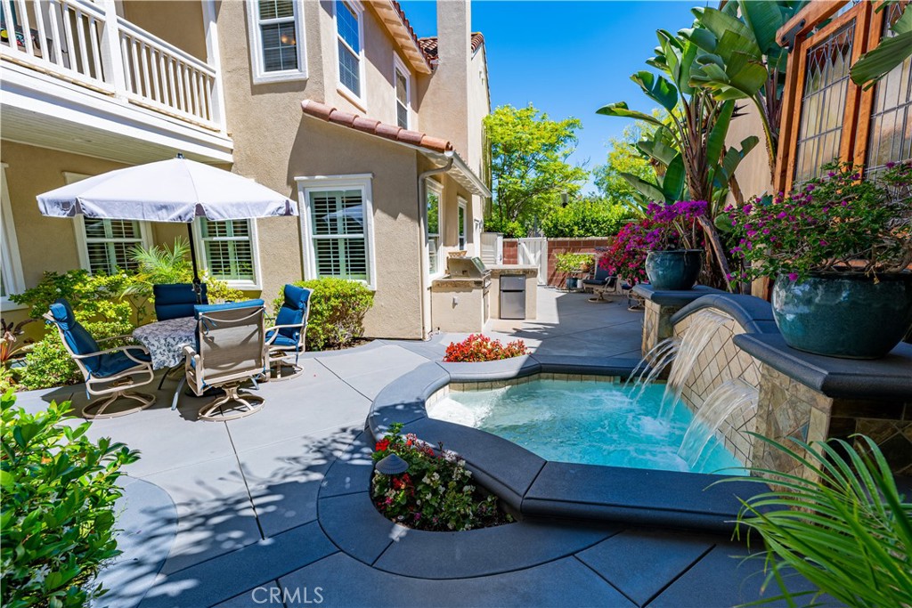 24 Daisy Street, Ladera Ranch, CA 92694