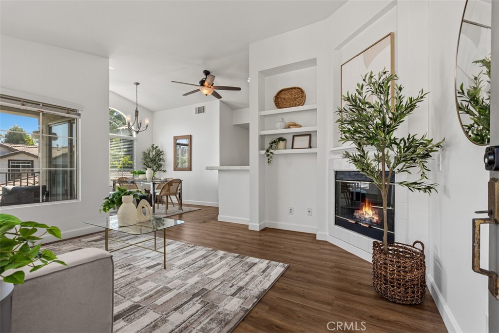 135 Chaumont, Lake Forest, CA 92610